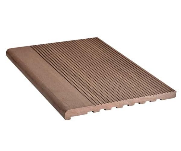 Ступень из ДПК Dortmax цвета венге купить в Барнауле